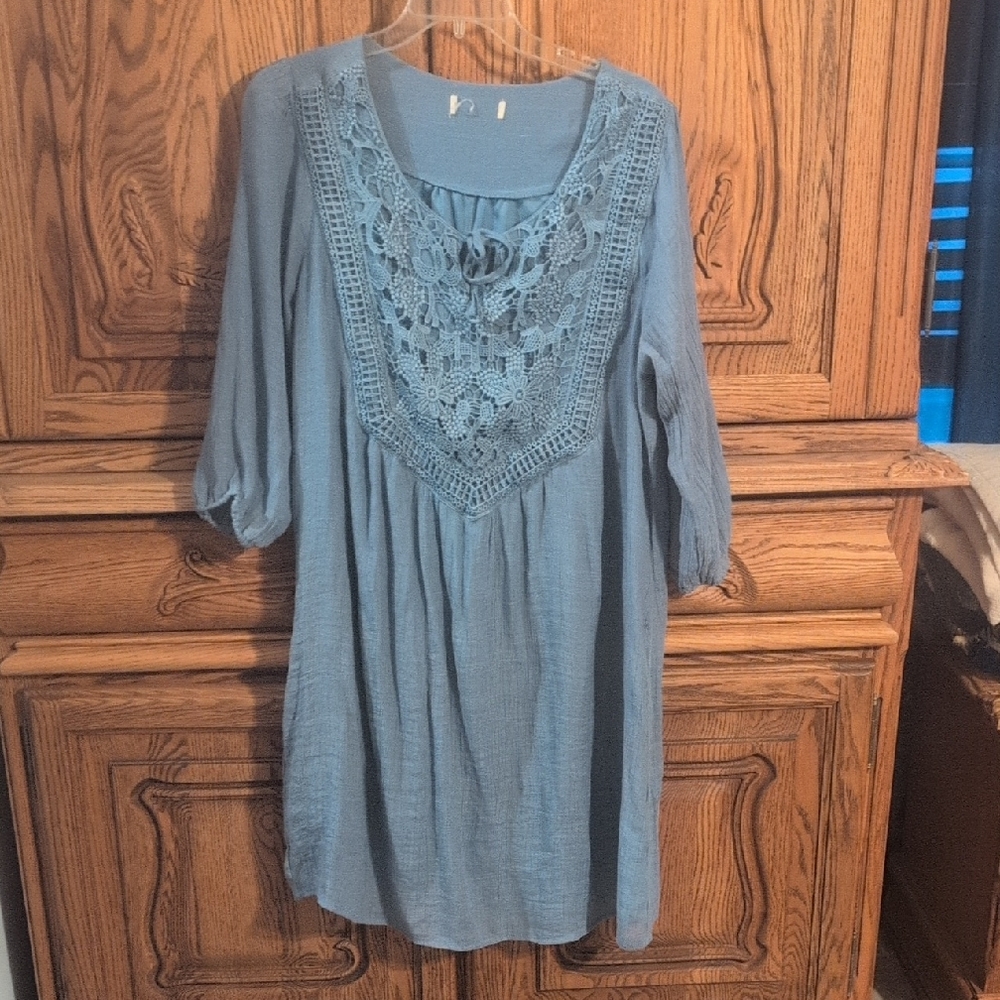 Relaxed Crochet Yoke Tunic Top — Blue